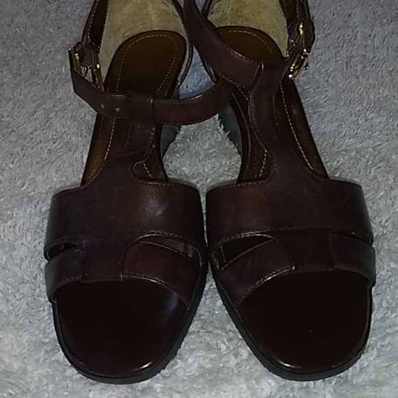 Circa Joan and David wedge heels. - Picture 4 of 9